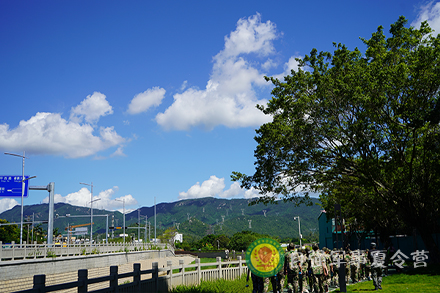 野外拉练